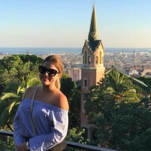 Meet your Posher, Cierra